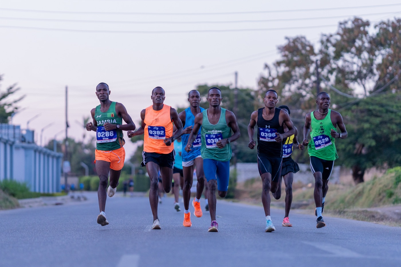 Lead pack of runners